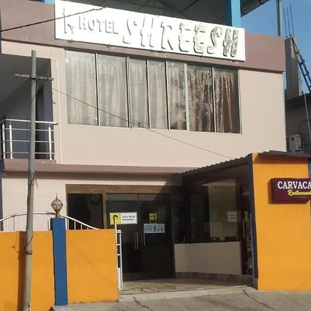 Hotel Shreesh Sitapur Bagian luar foto